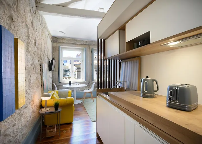 Apartman Live In - Codecal *