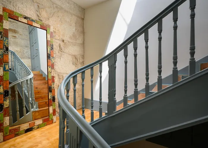 Live In - Codecal بورتو