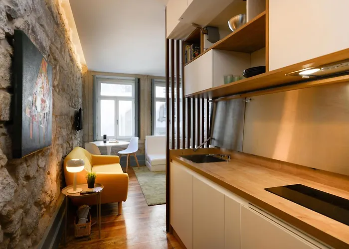 Live In - Codecal بورتو